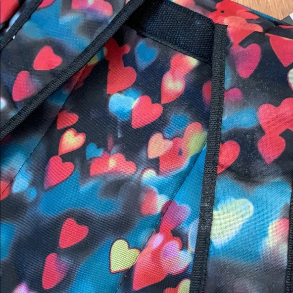 Heart backpack - Picture 3 of 8